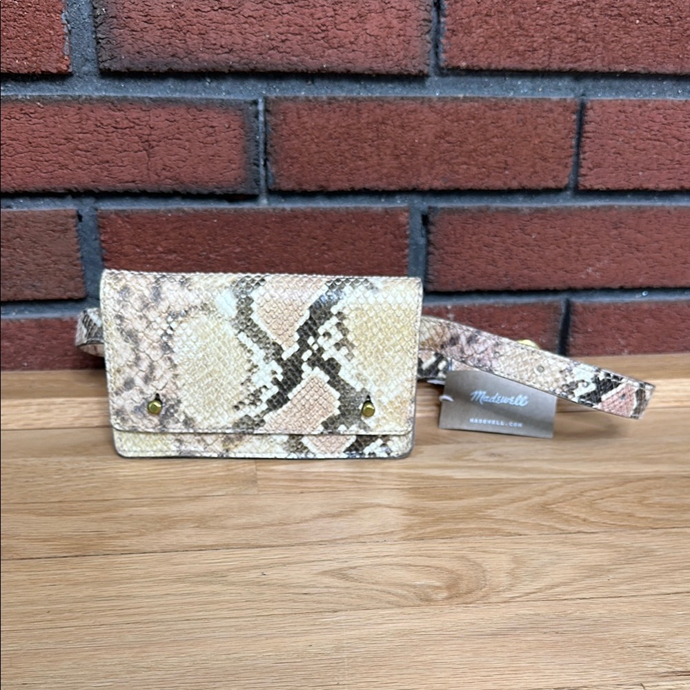 Madewell Snake Print Belt Bag NWT xxs